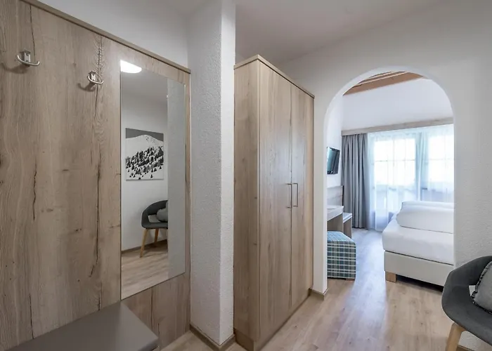 Cristallo アパート ゼルデン